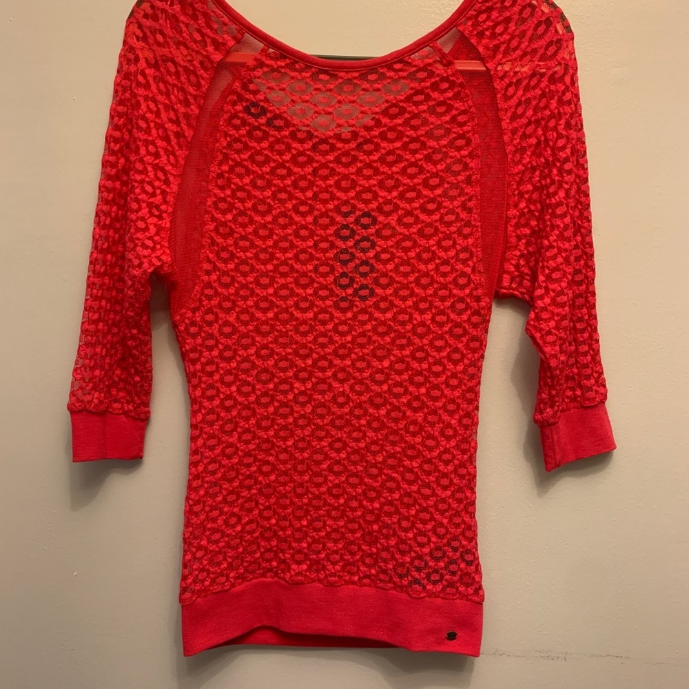Fuchsia “Electric Rose” color lace Guess top